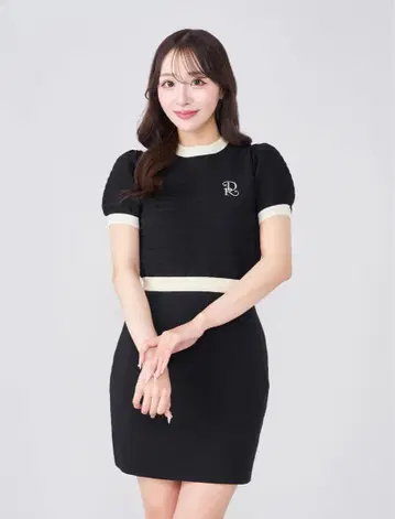 백 오픈 아일렛 니트 미니 원피스 다리치