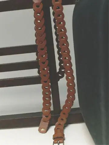 lidnm Llife LEATHER CHAIN BELT SIENNA