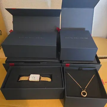 Daniel Wellington 시계와 목걸이 세트 미사용 새상품