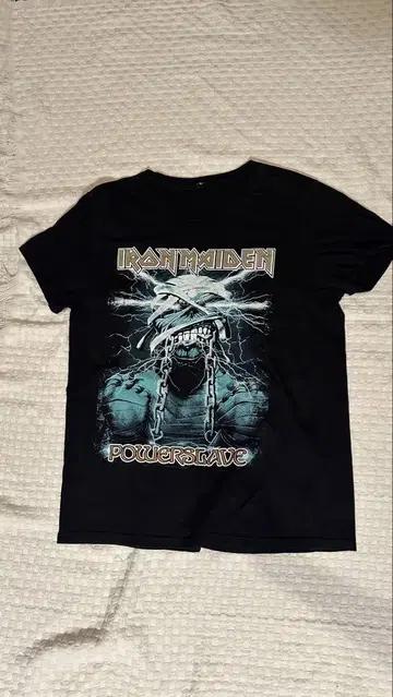 Iron Maiden 파워 슬레이브 티셔츠 M 사이즈