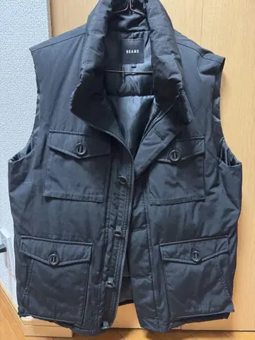 BEAMS 블랙 베스트 L