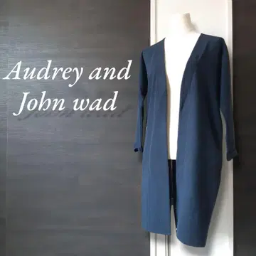 [ 새상품급 ] Audrey and John Wad 롱 가운 가디건