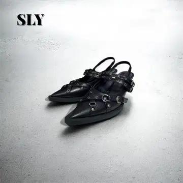새상품급 SLY TOE BELT SANDAL 샌들 스라이 y2k 힐