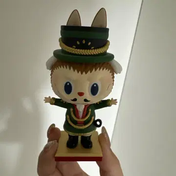 LABUBU 더 몬스터즈 레츠 크리스마스 시리즈 호두까기 인형