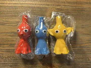 피크민 꽃병 빨강 파랑 노랑