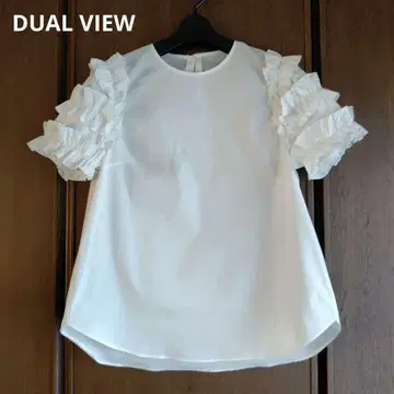DUAL VIEW 프릴 슬리브 화이트 블라우스