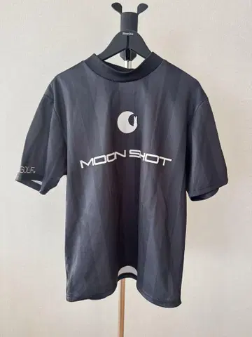 MOONSHOT Logo Striped Mock Neck Dry 티셔츠
