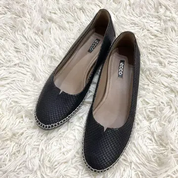 컨디션 최상 ecco 플랫슈즈 발레 슈즈 블랙 25cm