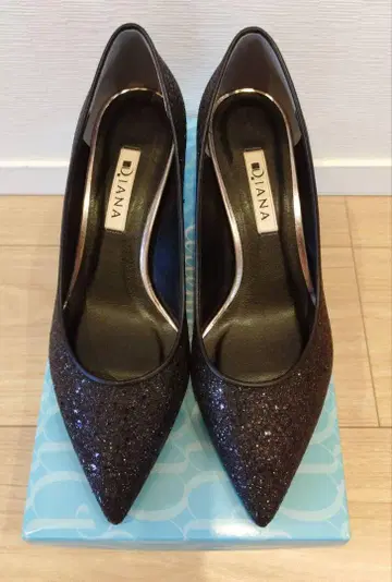 [거의 미사용] 다이애나 펌프스 23.0cm