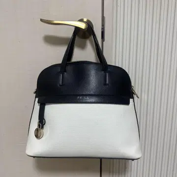 FURLA 훌라 2way 숄더백 블랙 캔버스 가죽