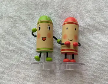 나란분데스. 크레용의 검정이 가챠가챠