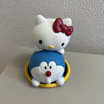 메디콤토이 UDF 통과 후프 산리오 도라에몽 x 헬로키티