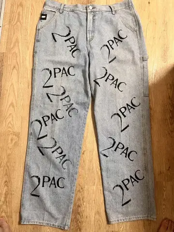 2PAC 로고 데님 팬츠 라이트 블루 오버 사이즈 b계