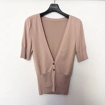 FOXEY NY 38 핑크 베이지 계열 5부 소매 가디건