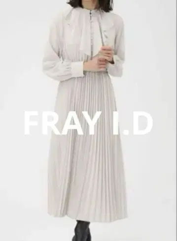 FRAY I.D 넥 프릴 플리츠 프린트 원피스 이너 포함