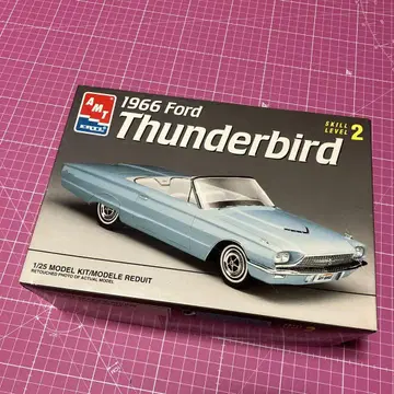 1966 Ford Thunderbird 1/25 모델 키트