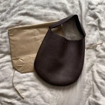 Hender Scheme one piece bag big 다크 브라운