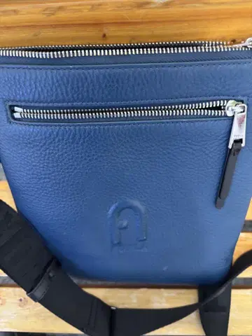 FURLA 블루 가죽 숄더백