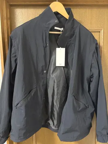 WYMLIDNM MINIMAL 2WAY TRACK ZIP BLOUSON