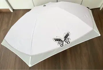[16일까지 한정 가격] 새상품 안나수이 차광 우천 겸용 우산 접이식 양산 버터플라이 나비 자수