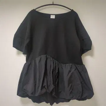 [새상품급] 엘렌딕 벌룬 헴 티셔츠 상의 블랙