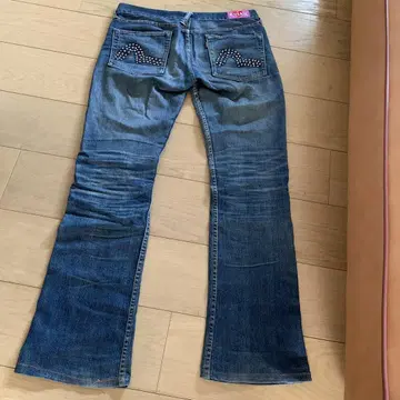 evisu 스터드 플레어 데님 팬츠