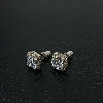 실버 지르코니아 스퀘어 귀걸이 2개 세트 양쪽 귀