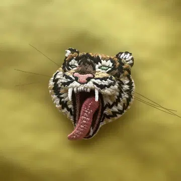 엘름 L/M 브로치 호랑이 입체 자수 액세서리 타이거