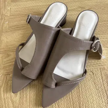 mio notis(미오노티스) 힐 샌들 24.5 cm