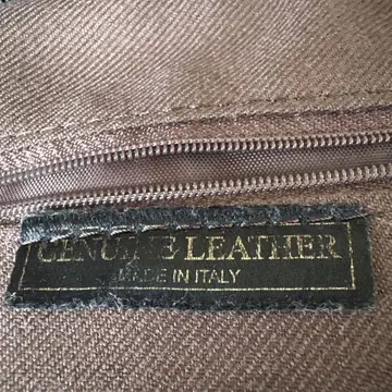 Genuine Leather 숄더백 블랙