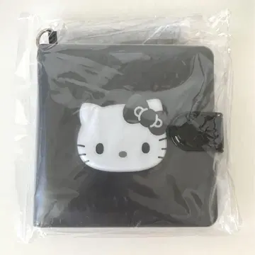 [미사용 새상품] 산리오 헬로키티 지갑 블랙 PVC 소재