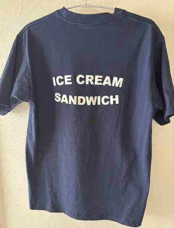 롱트랙푸드 ICE CREAM SANDWICH 티셔츠