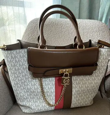 MICHEAL KORS 벨티드 사첼 라지