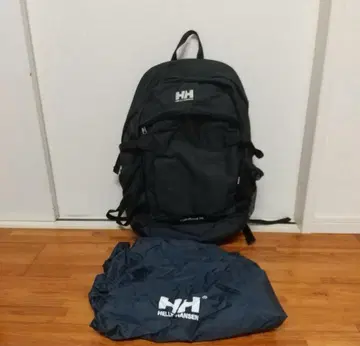 Helly Hansen 블랙 냅색 28L 레인 커버 포함