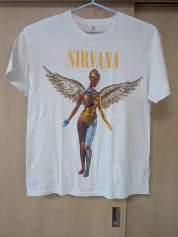 NIRVANA 엔젤 프린트 티셔츠
