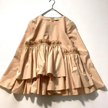 [인기] 유나이티드 애로우즈 워셔블 티어드 개더 롱 슬리브 블라우스