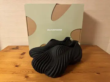 ALIVEFORM 블랙 3D 프린터 스니커즈