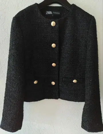 새상품급 ZARA 트위드 자켓 노카라 골드 버튼 블랙 XS