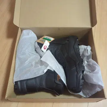 미사용 새상품 매지컬 포레스터 스파이크 부츠 안전화 27.0cm 블랙