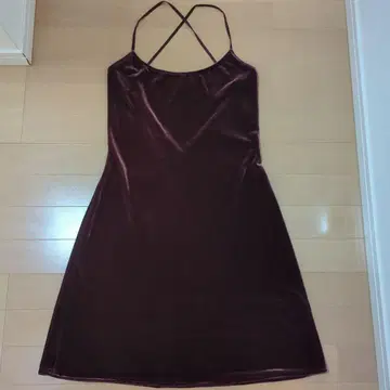 버건디 벨벳 캐미 원피스 ARMANI