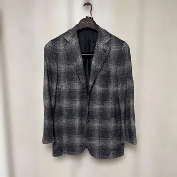 Kiton 테일러드 재킷 그레이 체크 무늬