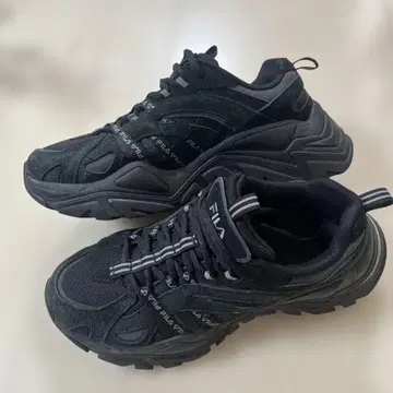 FILA 대드 스니커즈 26.0cm