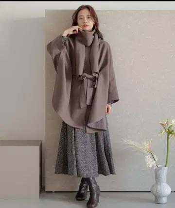 미스티우먼 FREE 케이프 코트 판초