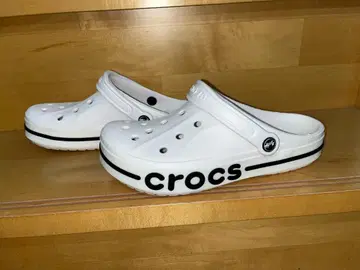 crocs 화이트 클로그 샌들 (M8/26cm/화이트)