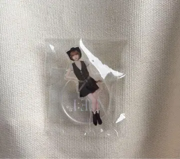 ME:I 이이다 시즈쿠 캡슐 토이 미니 아크릴 스탠드