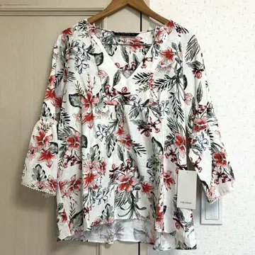 [새상품] ZARA 린넨 100% 꽃무늬 블라우스