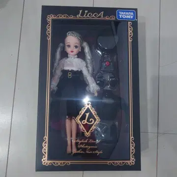 타카라토미 스타일리시 리카 포토제닉 고딕 느와르 스타일