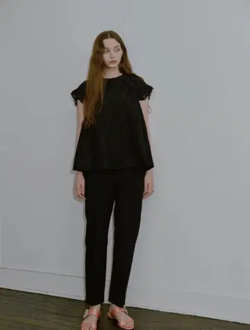 새상품급 OHGA FLEUR 플뢰르 블랙