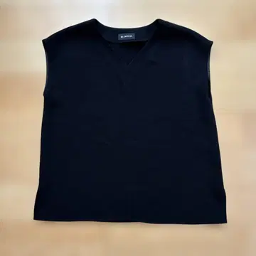 BLENHEIM 블랙 상의