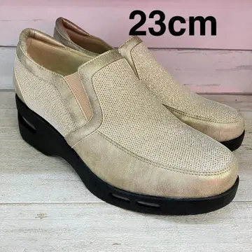55 새상품 MARIKA 4E 라메 소재 슬립온 골드 23cm